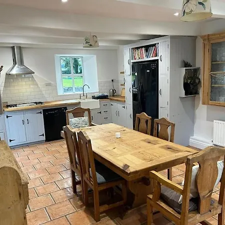 Hébergement de vacances Wild Atlantic Way Historic House In The 2 Night Min *