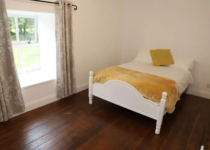 펜션 Wild Atlantic Way Historic House In The 2 Night Min