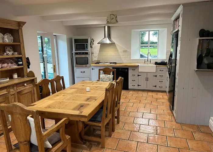 Wild Atlantic Way Historic House In The 2 Night Min 펜션 버른